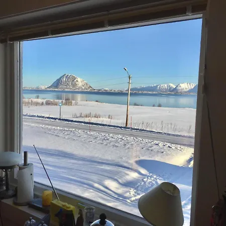 ホームステイ Lofoten Kajakk