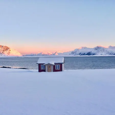ホームステイ Lofoten Kajakk Smedvik