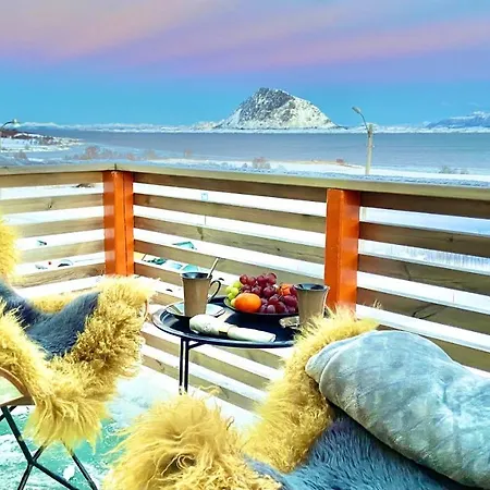 Lofoten Kajakk * Smedvik
