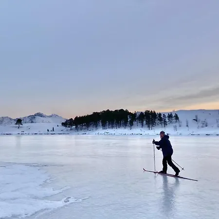ホームステイ Lofoten Kajakk Smedvik