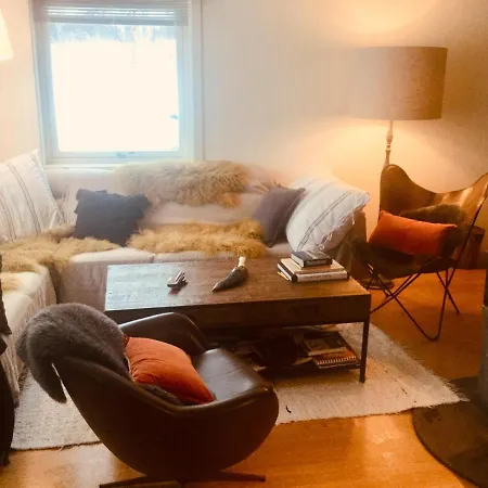 Lofoten Kajakk Homestay Smedvik