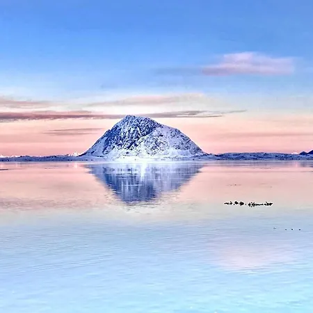 Lofoten Kajakk * Smedvik